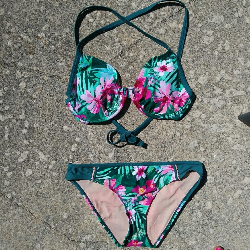 Gianni Bini Bathing Suit